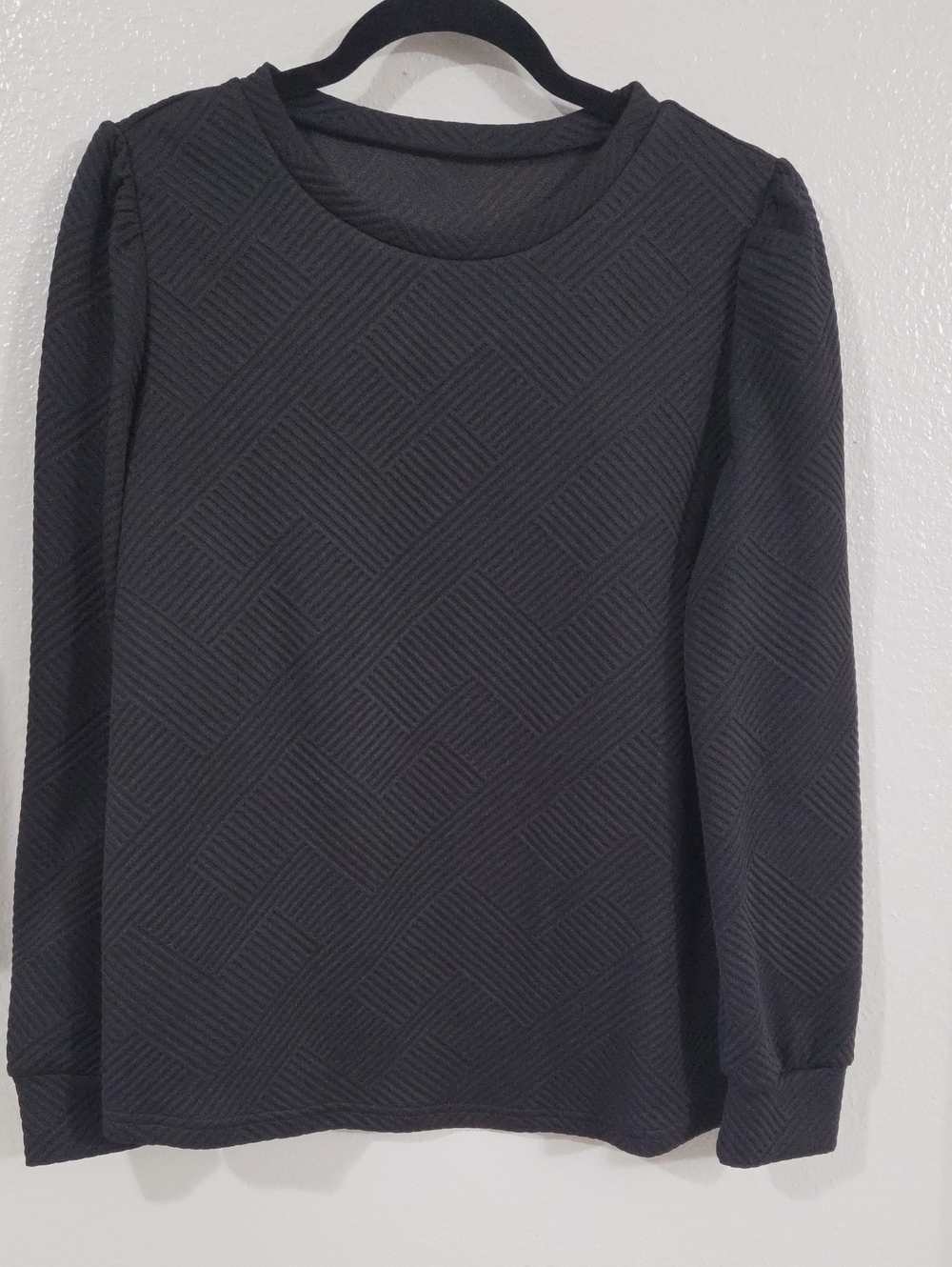SHEIN Black Textured Crew Neck Sweater